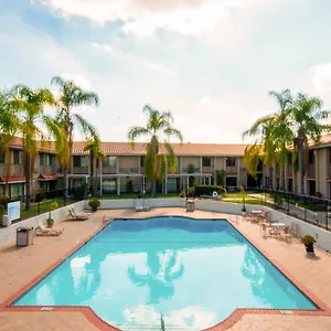 6 Hills Ca Hotel